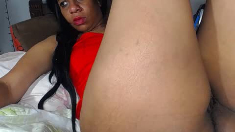 Snapshot of alondra_groot_ chatting on 01-19-25, 06:53 alondra online show from 01-19-25, 06:53