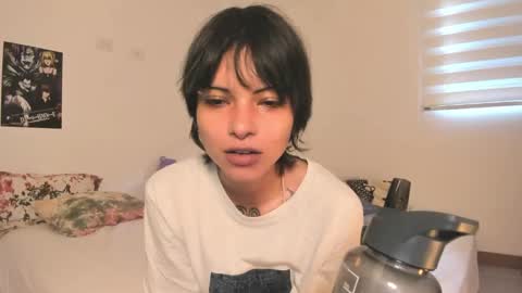 Snapshot of alone_together_ chatting on 01-14-25, 03:15 luca or garu D online show from 01-14-25, 03:15