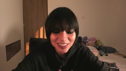 Snapshot of alone_together_ chatting on 01-22-25, 08:49 luca or garu D online show from 01-22-25, 08:49