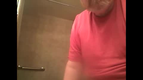 Snapshot of aloooopyscot chatting on 02-14-25, 02:02 Loooopy online show from 02-14-25, 02:02