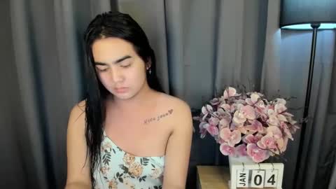 Snapshot of alovelydollnica chatting on 01-04-25, 10:49 alovelydollnica online show from 01-04-25, 10:49