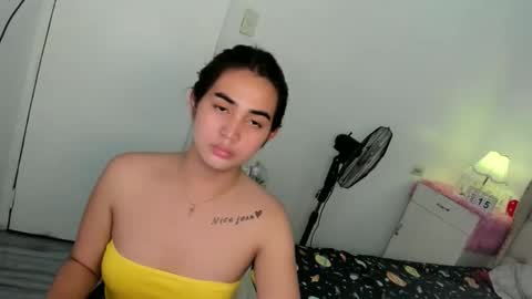 Snapshot of alovelydollnica chatting on 10-15-25, 11:21 alovelydollnica online show from 10-15-25, 11:21