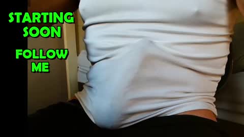 Snapshot of alph4beto chatting on 11-17-25, 12:27 ALPH4BETO online show from 11-17-25, 12:27