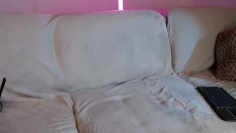 Snapshot of alpha_jax chatting on 10-10-25, 10:09 Alpha Jax online show from 10-10-25, 10:09