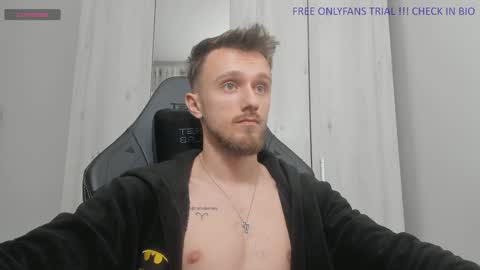 Snapshot of alphaboyfun chatting on 12-24-24, 01:49 Andi online show from 12-24-24, 01:49