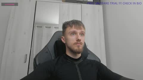 Snapshot of alphaboyfun chatting on 12-28-24, 02:53 Andi online show from 12-28-24, 02:53