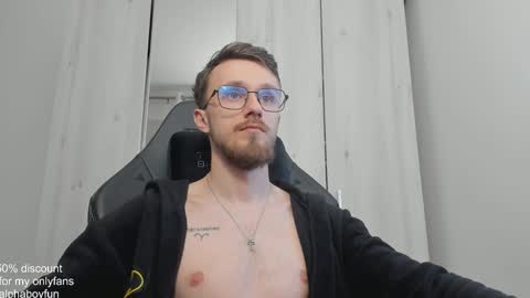 Snapshot of alphaboyfun chatting on 01-15-25, 01:20 Andi online show from 01-15-25, 01:20