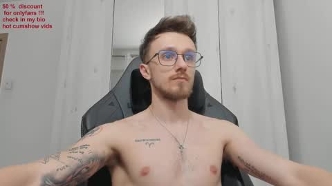 Snapshot of alphaboyfun chatting on 02-17-25, 04:20 Andi online show from 02-17-25, 04:20