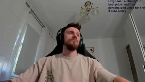 Snapshot of alphaboyfun chatting on 09-28-25, 10:31 Andi online show from 09-28-25, 10:31