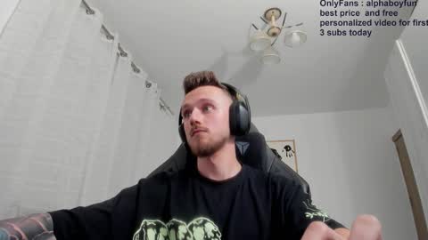 Snapshot of alphaboyfun chatting on 10-08-25, 04:15 Andi online show from 10-08-25, 04:15