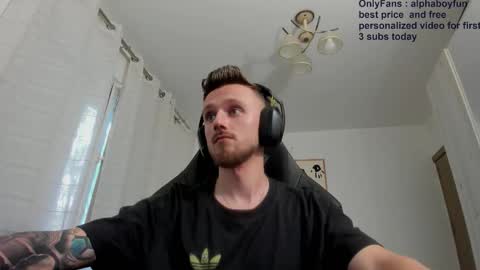 Snapshot of alphaboyfun chatting on 10-11-25, 02:15 Andi online show from 10-11-25, 02:15