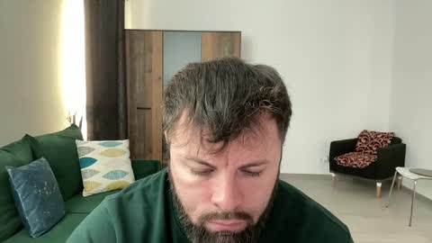 Jhonny online show from 12-20-24, 06:50