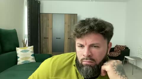 Jhonny online show from 01-31-25, 08:01