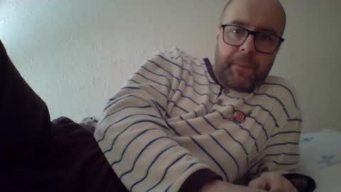 Snapshot of alrue1 chatting on 01-31-25, 07:40 AlexRue online show from 01-31-25, 07:40