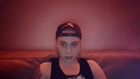 Snapshot of altboy010 chatting on 12-28-24, 07:00 altboy010 online show from 12-28-24, 07:00