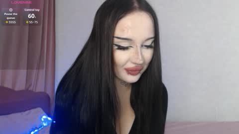 Alter online show from 10-13-25, 07:25