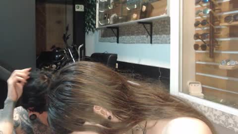 Snapshot of alucardcarmilaa chatting on 10-04-25, 02:53 Alucard Carmila online show from 10-04-25, 02:53