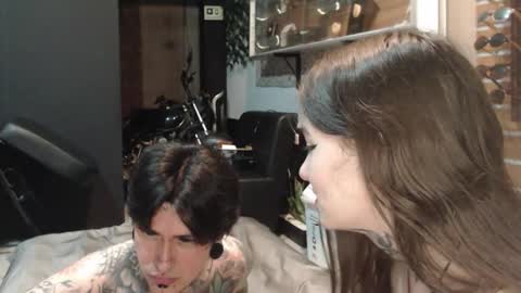 Snapshot of alucardcarmilaa chatting on 10-05-25, 05:39 Alucard Carmila online show from 10-05-25, 05:39