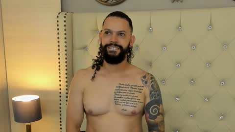 Snapshot of alukardbig chatting on 10-22-25, 11:48 alukardbig online show from 10-22-25, 11:48