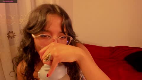 . .  online show from 12-05-24, 11:07