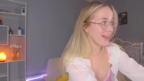 Amelia NEXT STREAM  online show from 02-08-25, 04:47