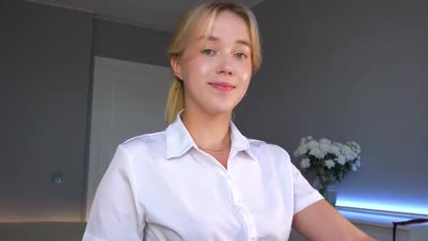 Amelia NEXT STREAM  online show from 10-10-25, 01:54