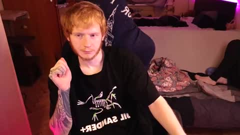 Snapshot of alvin__main chatting on 02-09-25, 08:13 Alvin Puska -- online show from 02-09-25, 08:13