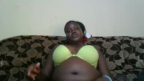 Snapshot of alyabeiby chatting on 11-09-25, 08:01 alyabeiby online show from 11-09-25, 08:01