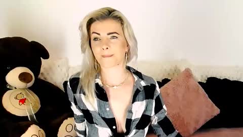 aly online show from 01-18-26, 01:37