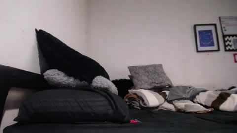 Alyn Maria online show from 01-26-25, 03:27