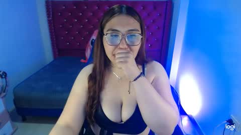 Snapshot of alyninxxx_m chatting on 03-07-25, 12:34 alyninxxx_m online show from 03-07-25, 12:34