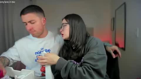 Snapshot of alyshianeithan chatting on 01-22-25, 03:09 look onlyfans in screen online show from 01-22-25, 03:09