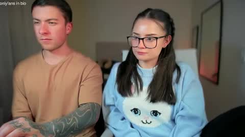 Snapshot of alyshianeithan chatting on 02-27-25, 03:25 look onlyfans in screen online show from 02-27-25, 03:25