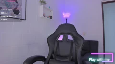 Alyson online show from 11-27-25, 01:46