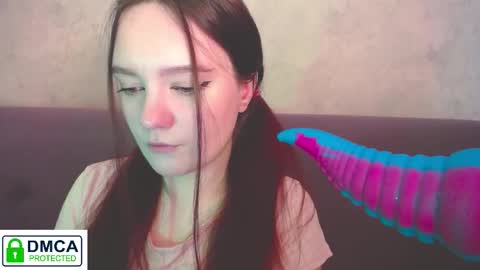 Alyssa online show from 10-21-25, 08:48