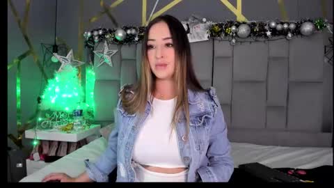 Alyze make feel hot as hell online show from 12-20-25, 11:12