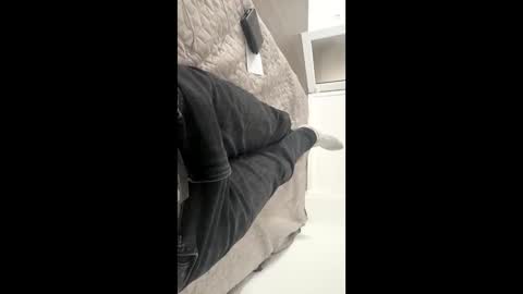 Snapshot of alzuhki chatting on 11-04-25, 10:58 alzuhki online show from 11-04-25, 10:58