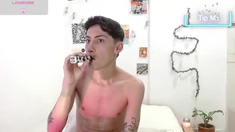 Snapshot of amad696 chatting on 01-31-25, 03:33 Amad Passer x guests   Independent model online show from 01-31-25, 03:33