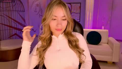 Amaia Haywood online show from 12-20-25, 04:52