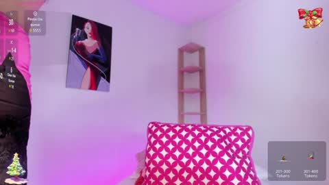 Snapshot of amaiarojas7 chatting on 12-30-24, 07:11 Amaia online show from 12-30-24, 07:11