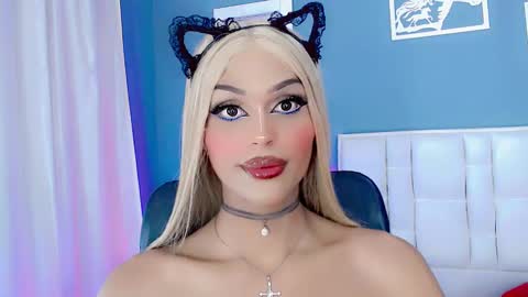 amal_baddel_ online show from 12-15-24, 08:41