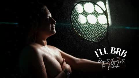 Amalia Im Back See you soon this January 7 at 10 pm Colombia time online show from 09-28-25, 07:08