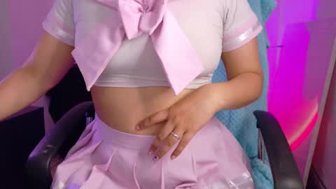 Amalia Im Back See you soon this January 7 at 10 pm Colombia time online show from 10-21-25, 10:21