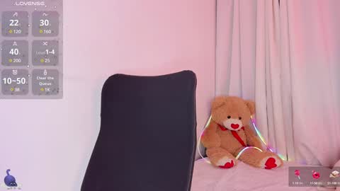 Amalia    real MIA  online show from 01-31-25, 08:01