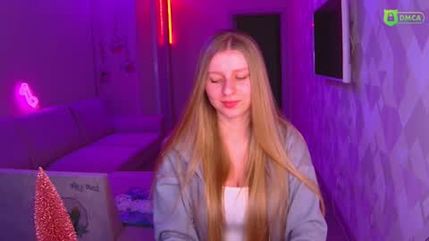 Snapshot of amaliaqueen999 chatting on 12-15-24, 01:22 Amalia online show from 12-15-24, 01:22