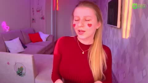 Snapshot of amaliaqueen999 chatting on 02-14-25, 02:12 Amalia online show from 02-14-25, 02:12