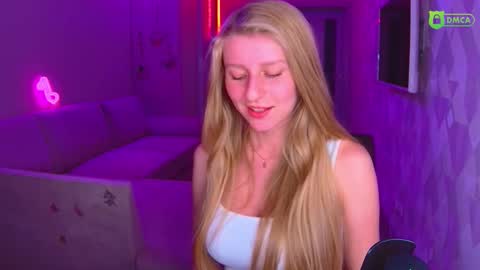 Amalia online show from 11-08-25, 02:50