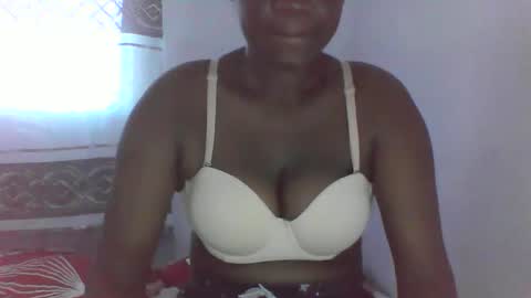 Lin online show from 10-20-25, 03:40