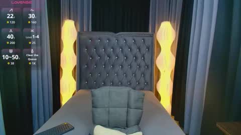 Snapshot of amanda4uts chatting on 02-07-26, 04:27 amanda4uts online show from 02-07-26, 04:27