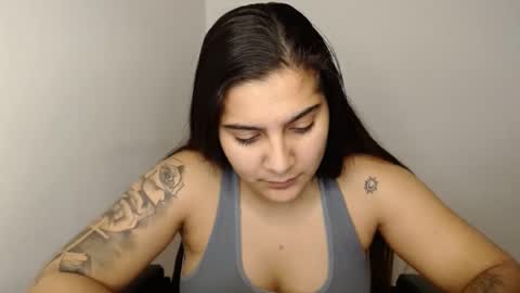 The queen of the biceps  online show from 02-05-25, 10:22